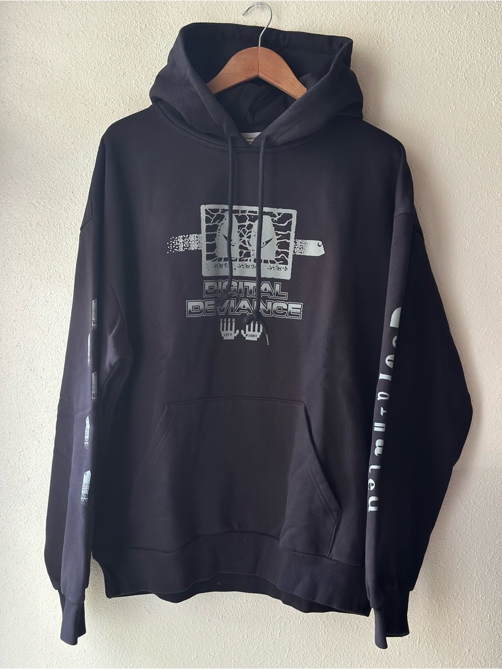 NWT Carhartt WIP Hooded Digital Deviance Sweatshirt Black Streetwear Men's L